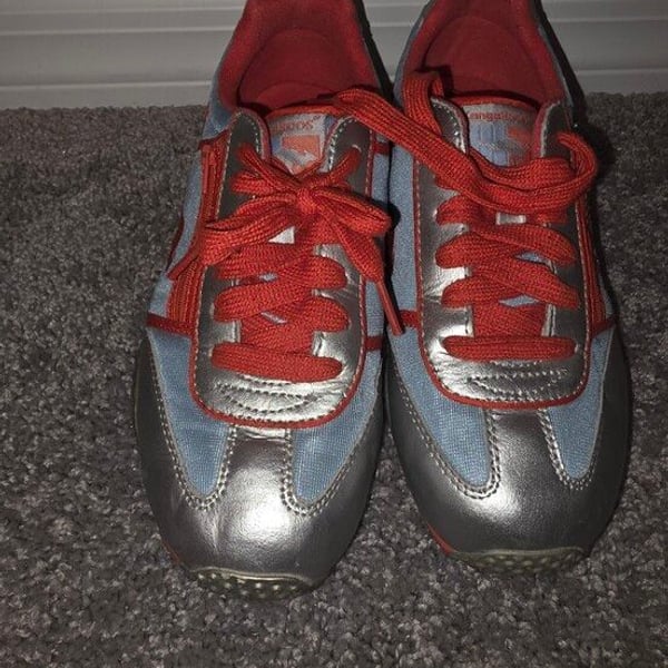 KangaROOS Women's Retro Low Top Red and Silver Athletic Sneakers Sz 7.5
