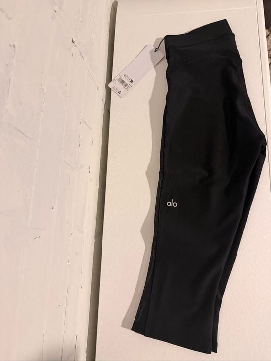 NWT ALO Airlift Mesh High-Waist Just Right Capri Leggings 4