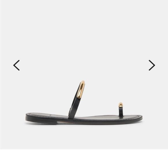 Dolce Vita Black Leather Gold Accent Toe-Ring Slide Sandals 4