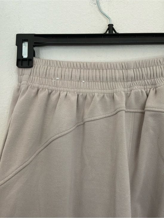 In Good State Beige Taupe Drawstring Jogger Sweatpants Size Small 9