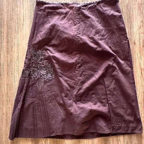 Dead stock nwt Calvin Klein midi skirt