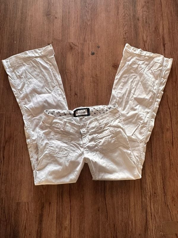 Low rise Abercrombie jeans 2