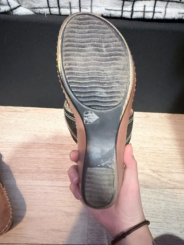 Comfort sandals 5
