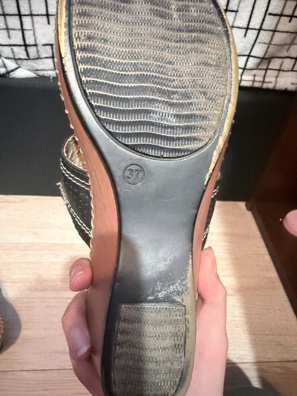 Comfort sandals 6