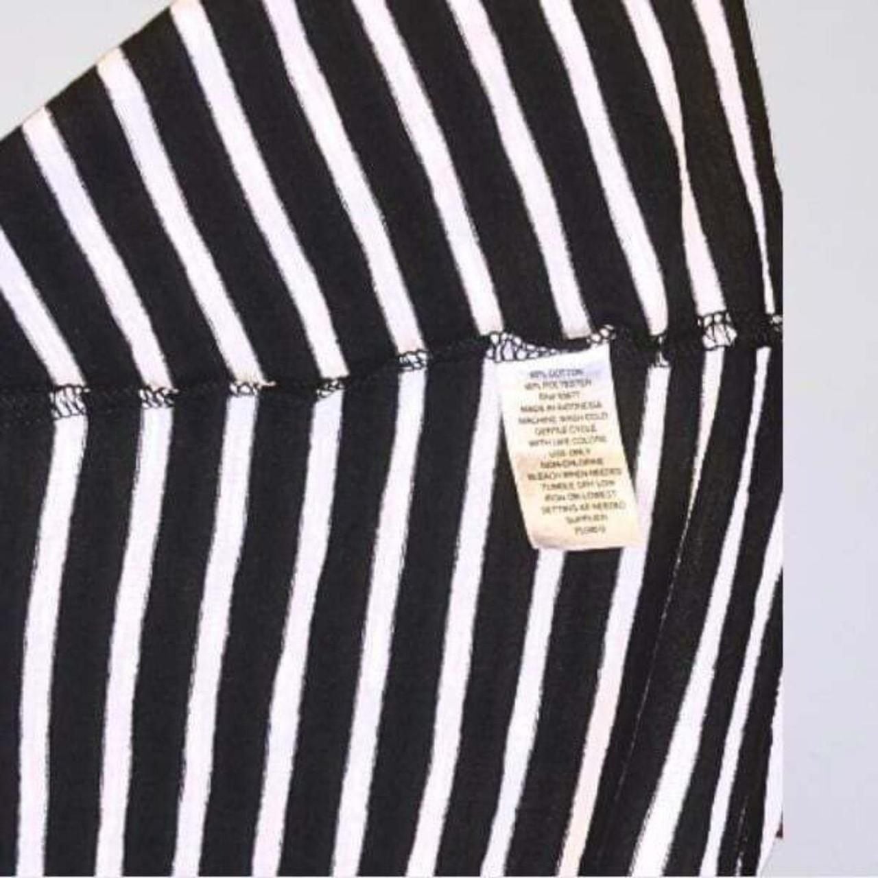 a.n.a Striped Top Size M Black White Crisscross Back Ruffle Sleeves 7