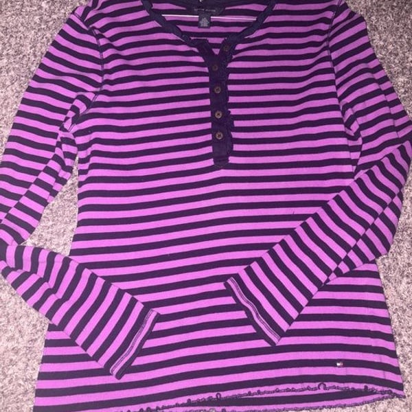 Y2K Tommy Hilfiger Purple and Black Striped Long-Sleeve Henley