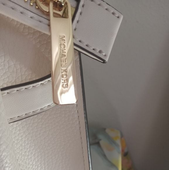 Michael Kors White Pebbled Leather Satchel with Gold Hardware 12