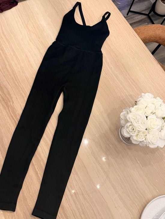 NWOT Fabletics Seamless Rib Jumpsuit Black XS One Piece Bodysuit 4