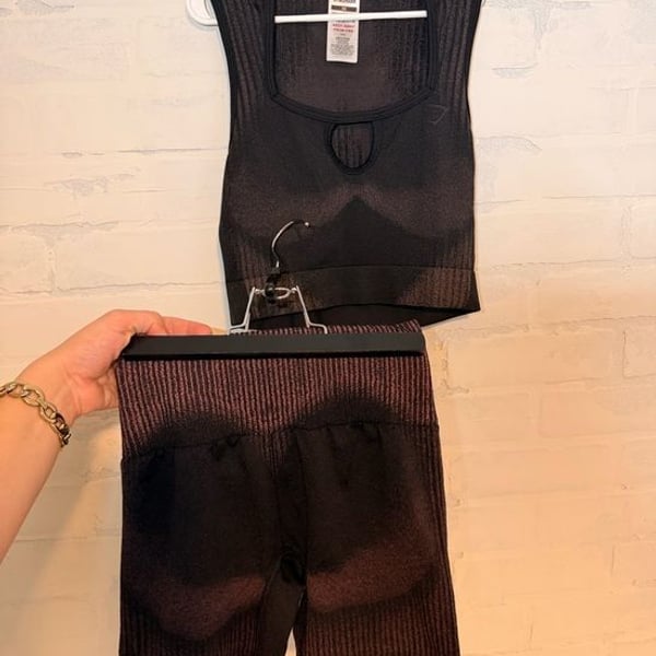 NWOT Gymshark Diffuse Seamless Set XS Top S Shorts Black Calm Pink