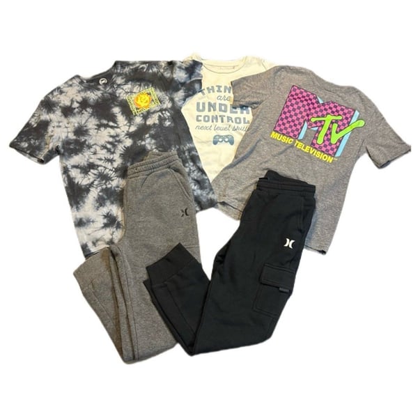 5-Piece Casual Clothing Lot - Hurley Joggers, MTV & Graphic Tees