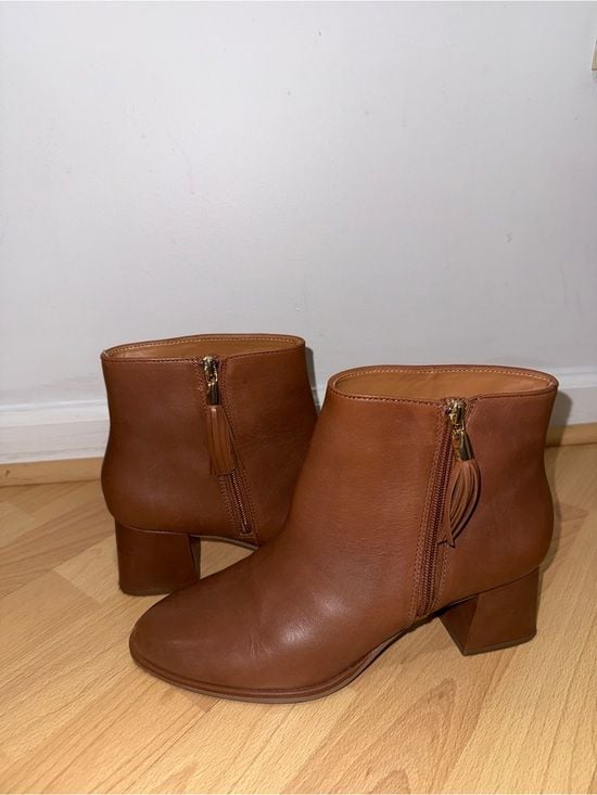 Talbots Cognac Leather Tassel Zip Ankle Booties 7