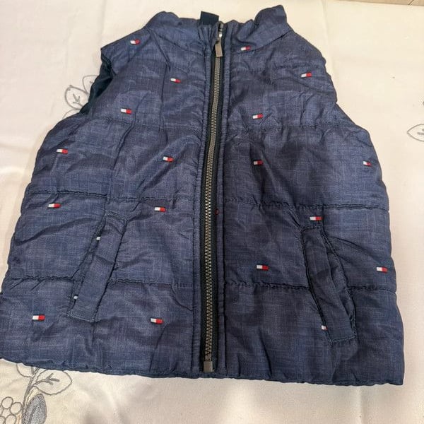 JNBY Grey and black jacket with a zipper #jacket