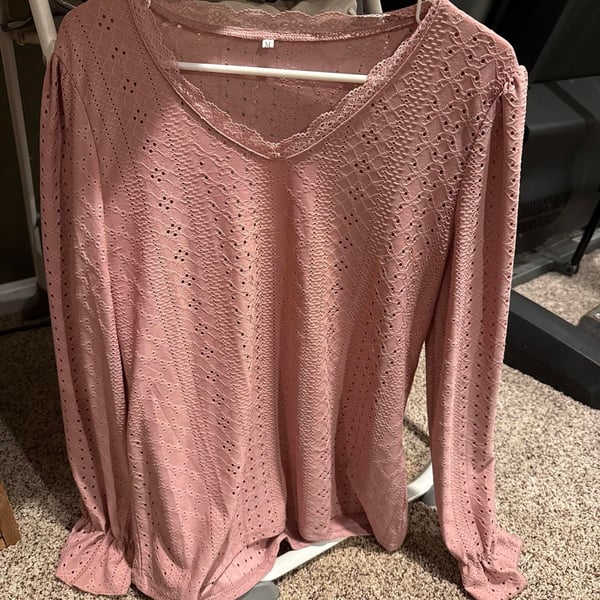 Unbranded Pink Lace Eyelet Long Sleeve Blouse Size M