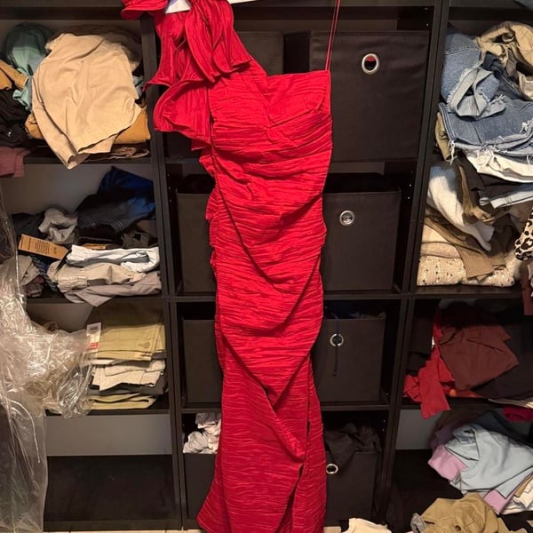 Alex Evenings One Shoulder Dress Size 8 Red Ruffle Evening Gown
