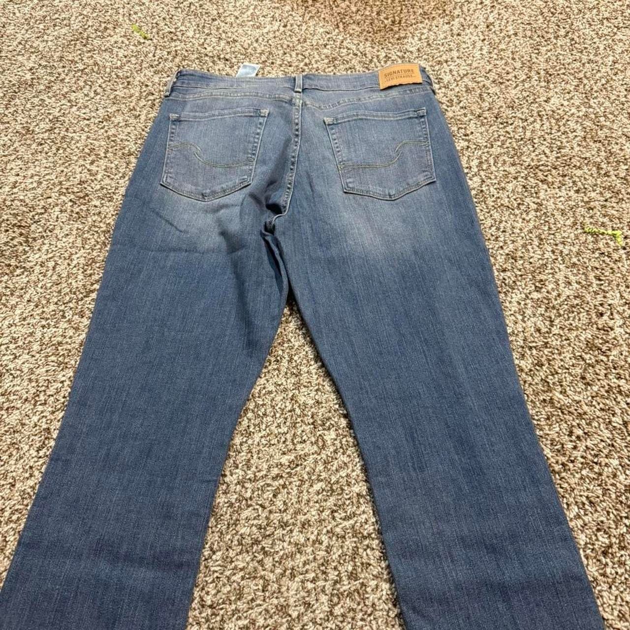Signature by Levi Strauss Mid-Rise Straight Jeans 10S W30 L30 Blue Denim 3