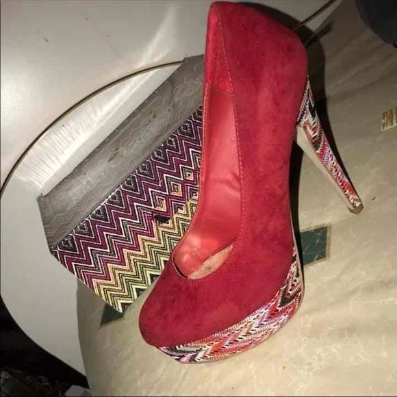 Red heels π 4
