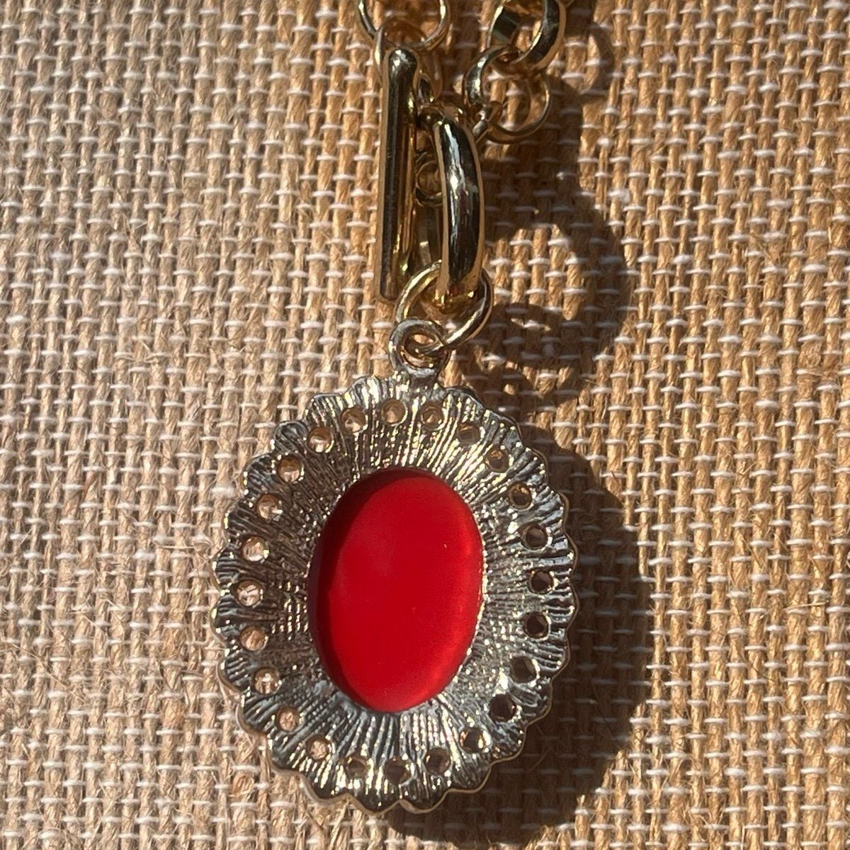 Gold Tone Oval Pendant Necklace- Red & White 5