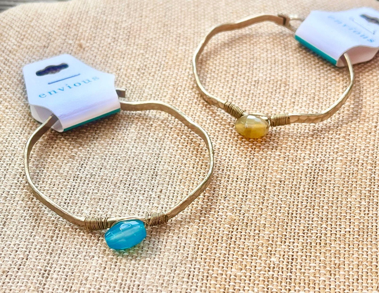Gold Tone Yellow/Brown Bead Wavy Latch Bangle 9