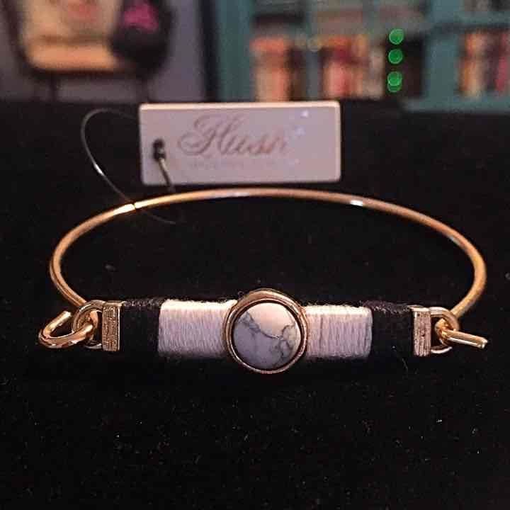 Gold Tone Threaded Bar & Stone Latch Bangle Bracelet- White & Black 3