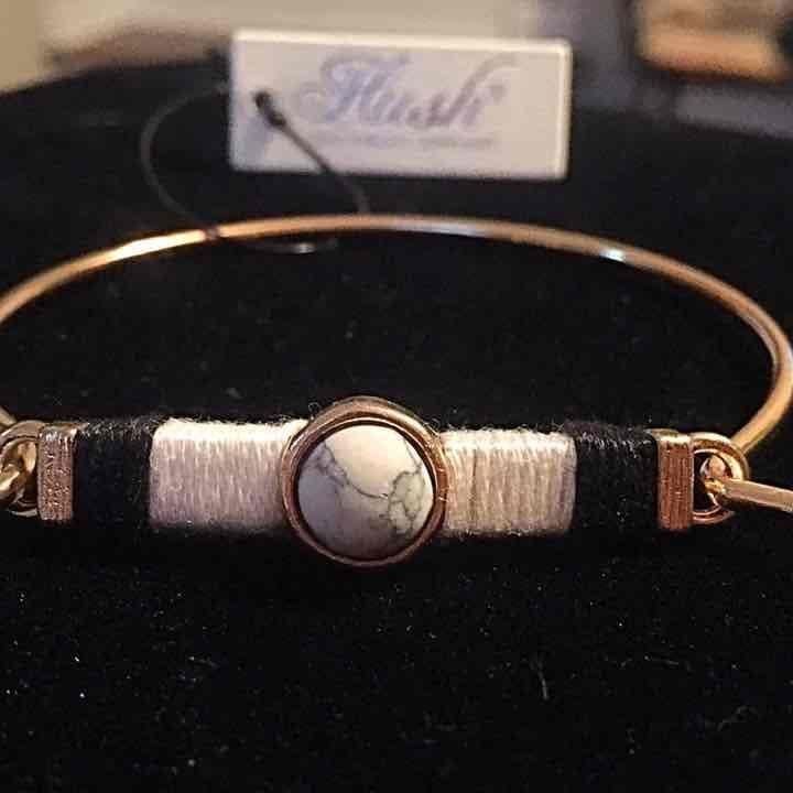 Gold Tone Threaded Bar & Stone Latch Bangle Bracelet- White & Black 4