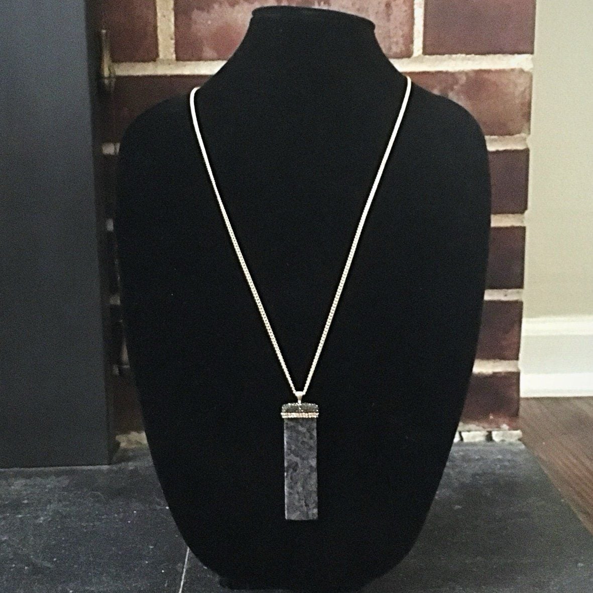 Natural Stone Beaded Pendant Necklace- Black 3