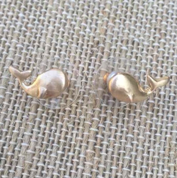 Whale Post Earrings- Gold 2