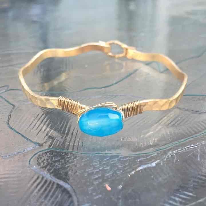Gold Tone Wavy Latch Bangle- Turquoise 2