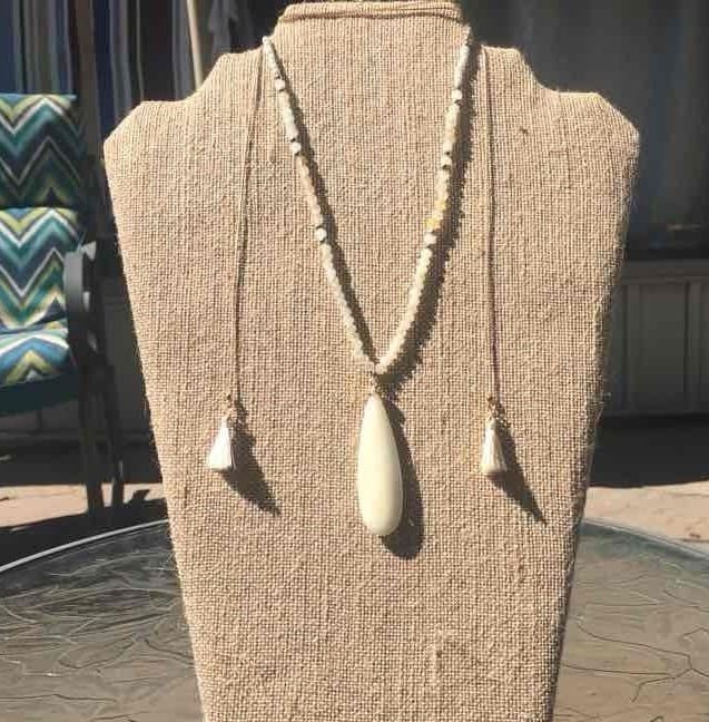 Beaded Pendant & Tassels Necklace- Ivory 2