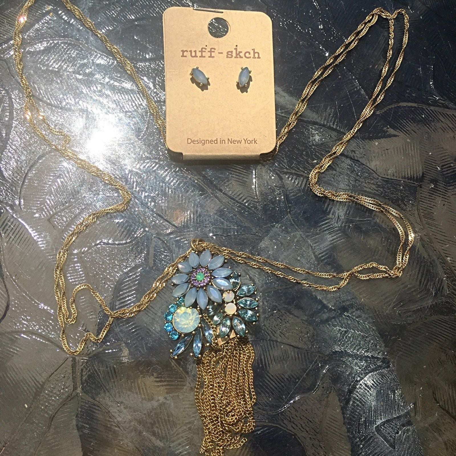 Flower Pendant Tassel Necklace Set- Light Blue & Turquoise 9