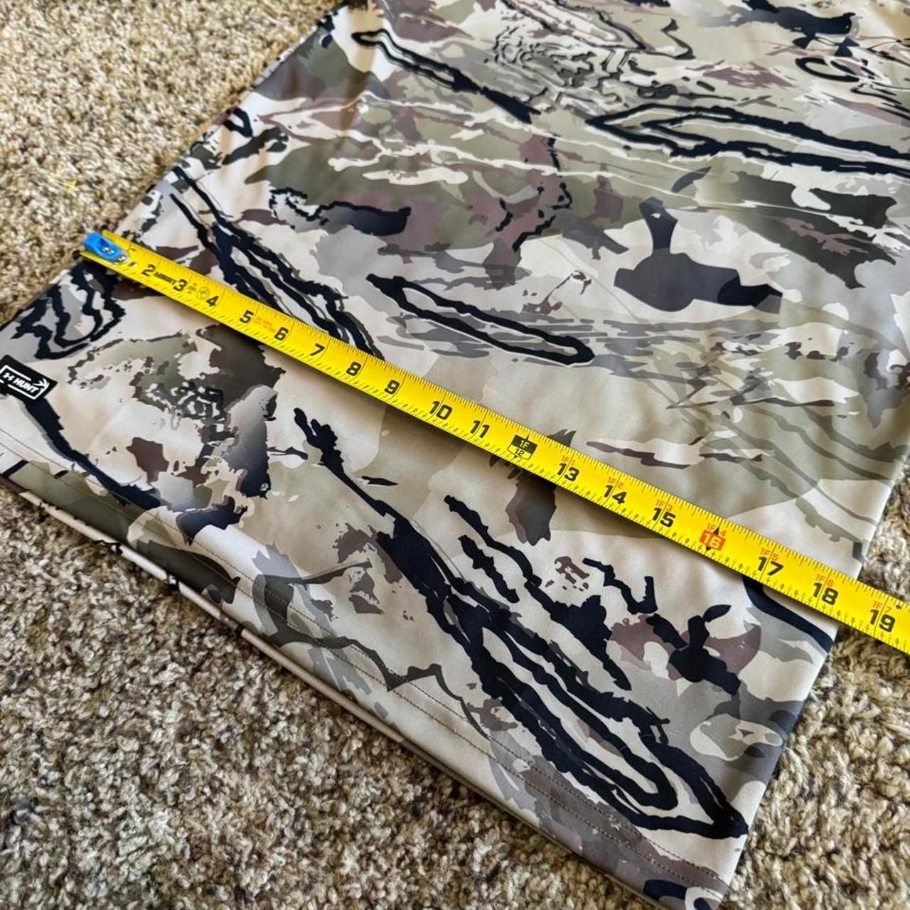 Under Armour Barren Camo Hoodie Size SM New With Tags 8
