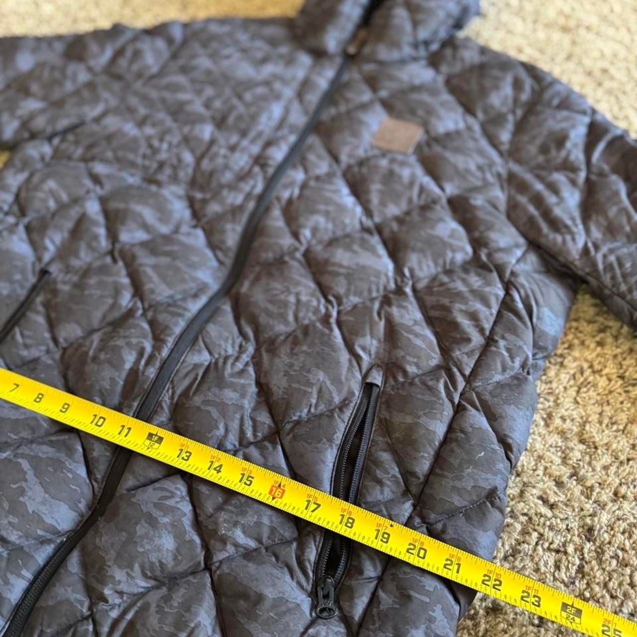 New Balance Camo Puffer Jacket Size XXL Black Gray Quilted Full Zip 9