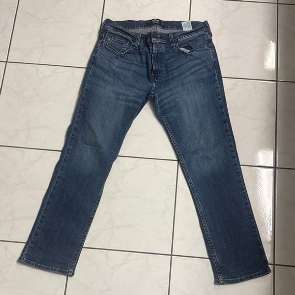 Hollister Men's Slim Straight Jeans in Blue 32x30