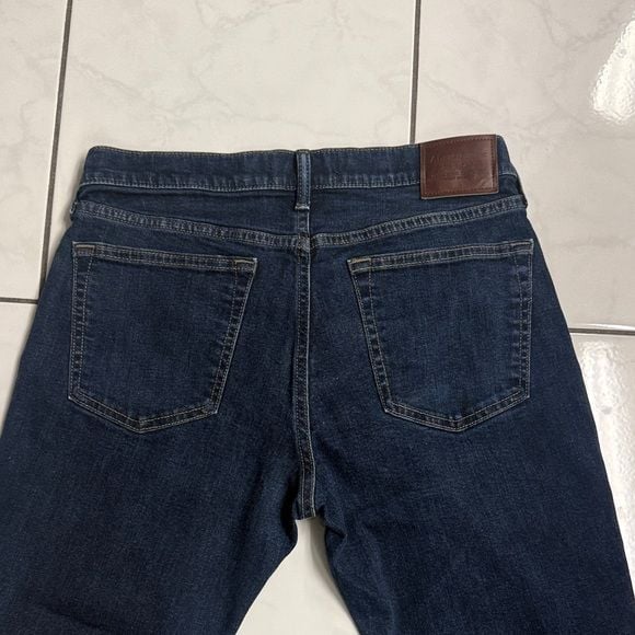Abercrombie & Fitch Dark Blue Athletic Skinny Stretch Jeans 32x30 7