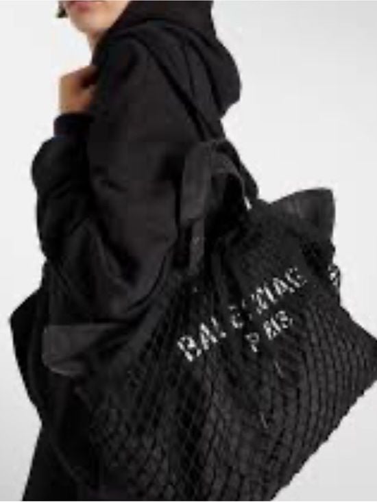 Black Quilted Tote Bag with Logo Detail 8