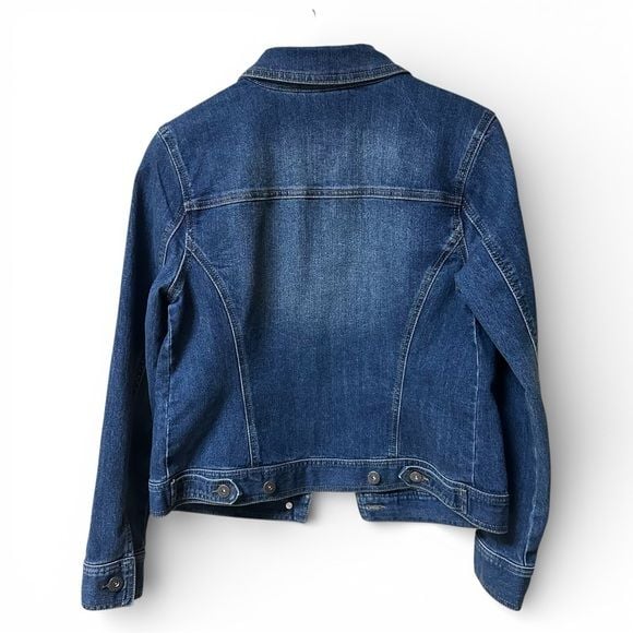 Product thumbnail 5