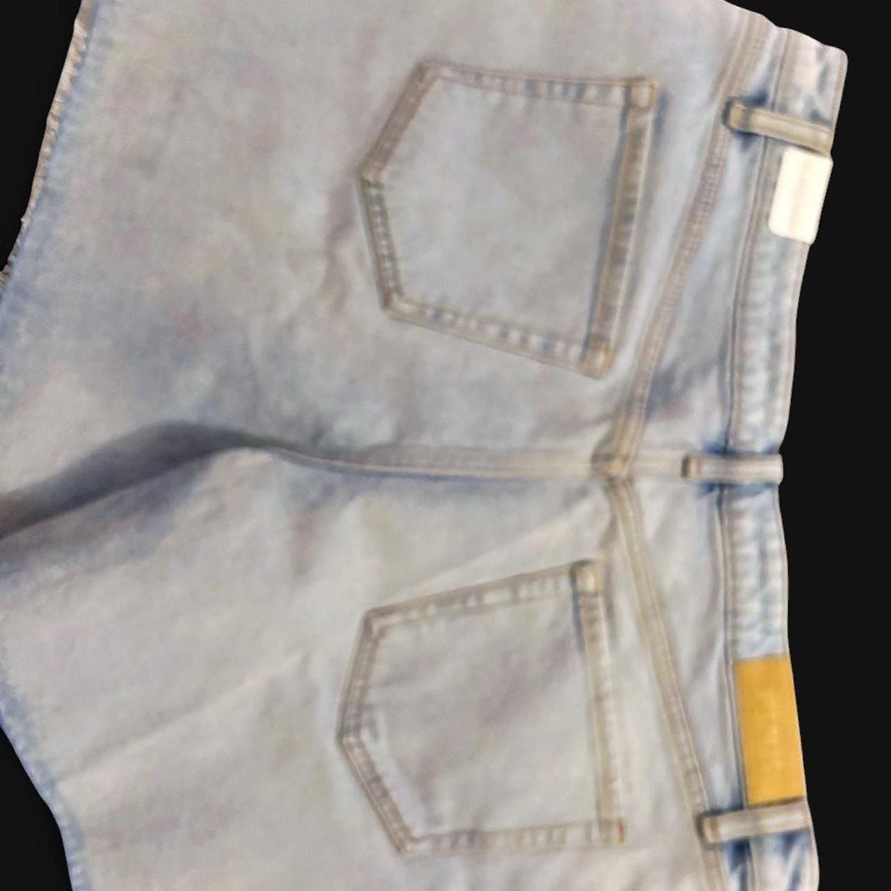Product thumbnail 3