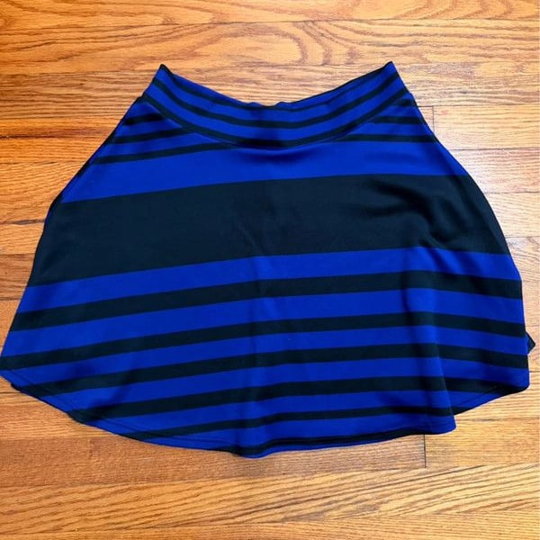 i.JOAH Blue Black Striped Skirt Size M