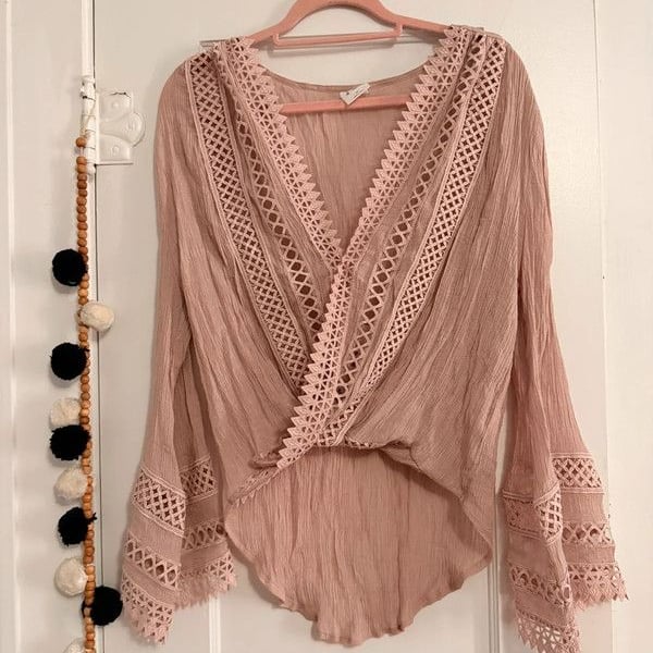 By Together Blush Textured Crochet Trim Wrap Front Top Size M