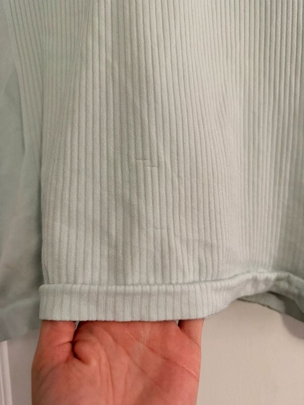 Athleta Ribbed Sleeveless Tank Top Light Blue Medium 5