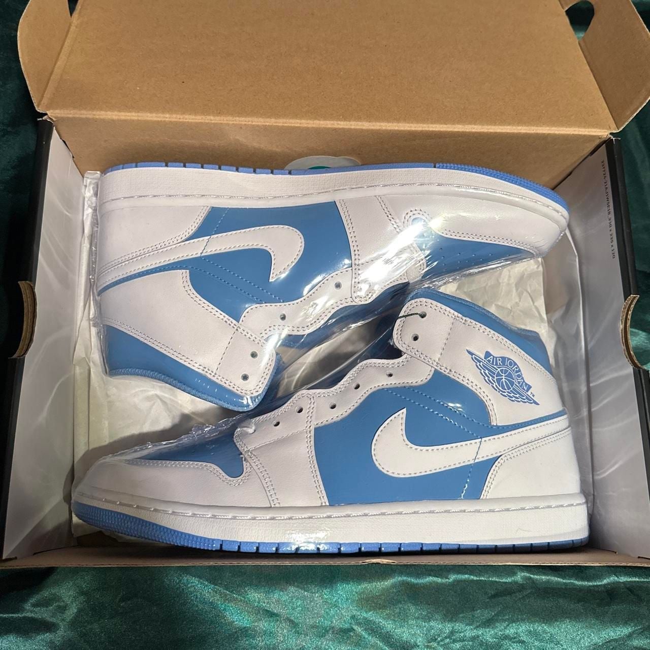 Jordan Air Jordan 1 Mid SE Size 10.5 White Legend Blue 3