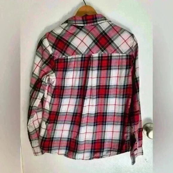 SO authentic American Heritage women’s plaid button up long sleeve shirt size M 4