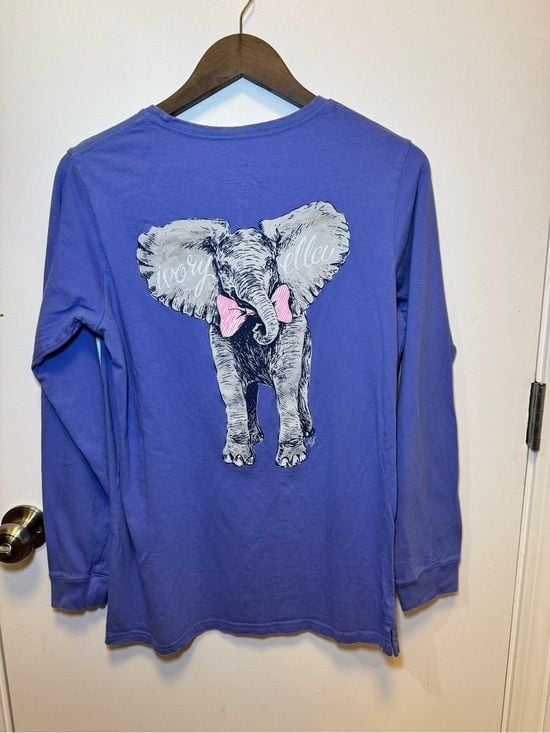 ivory ella Women’s Long-Sleeve Pocket Tee in Periwinkle Blue Elephant Print 6