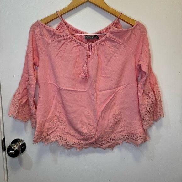 New York & Company Pink Bell Sleeve Blouse with Tie Front Lace Hem Size Small 2