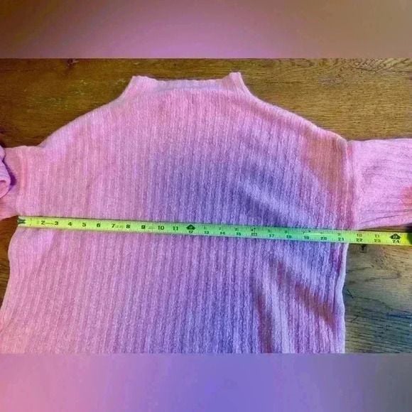 Women’s cozy pink knit pullover sweater by Old Navy size medium 11