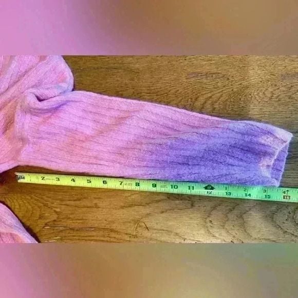 Women’s cozy pink knit pullover sweater by Old Navy size medium 13
