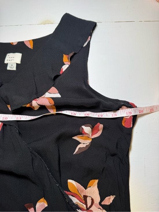 a new day Black Floral Ruffle V-Neck Sleeveless Camisole 11