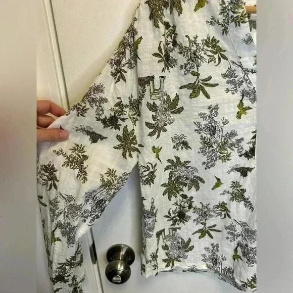 Ana pullover v neck cotton blend blouse floral print size XS 10