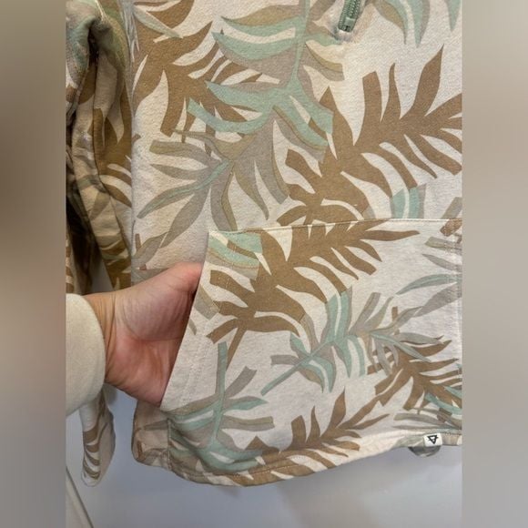 Life Integrity Earth women quarter zip oversized sweatshirt floral beige size m 8