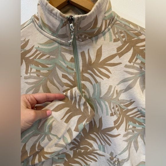Life Integrity Earth women quarter zip oversized sweatshirt floral beige size m 9