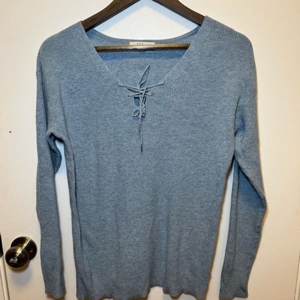Ribbed Lace-Up V-Neck Long Sleeve Top - Dusty Blue